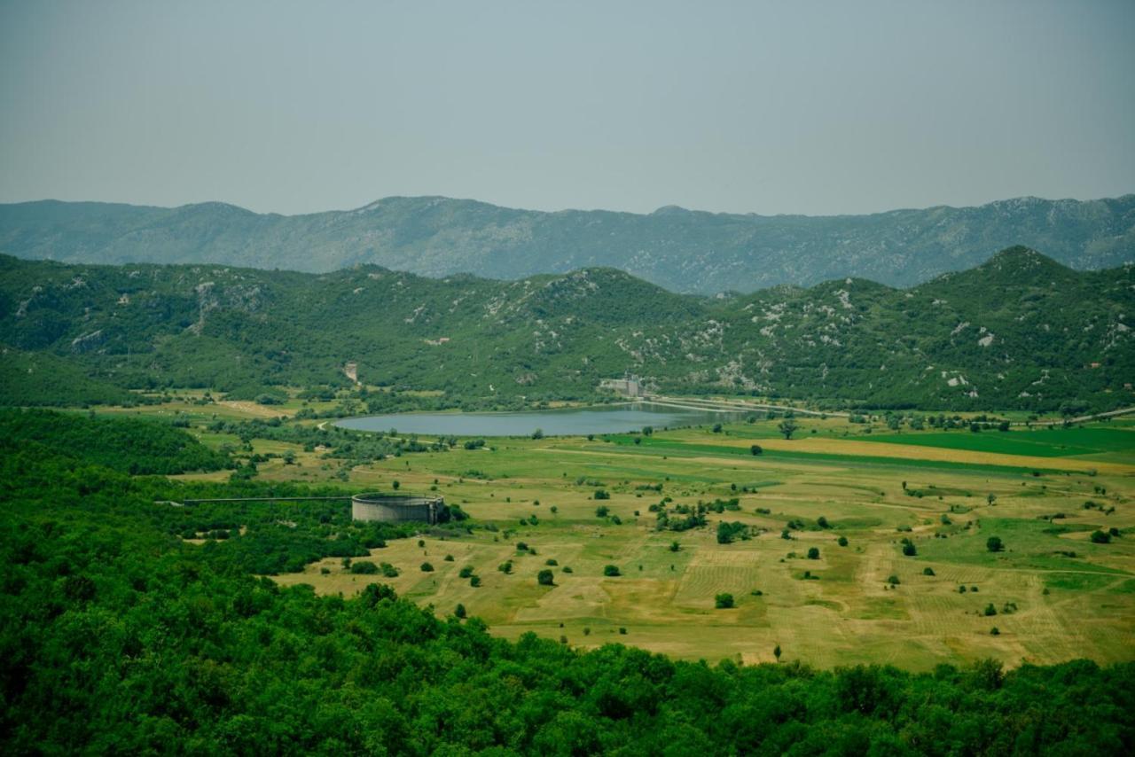 Village Flower Ivy Montenegro Nikšić Εξωτερικό φωτογραφία